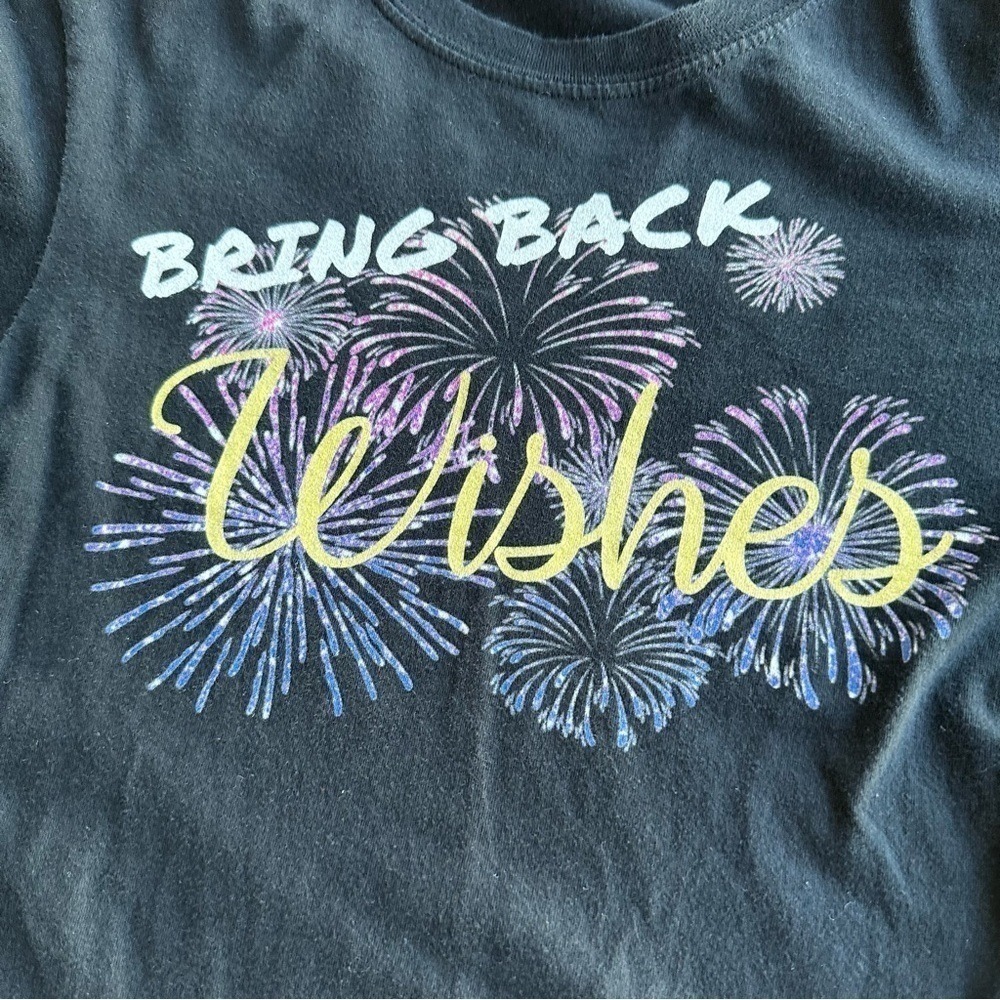 Graphic Tee Disney Parks Fireworks Bring Back Wishes Small T-Shirt Black Top - Picture 2 of 9